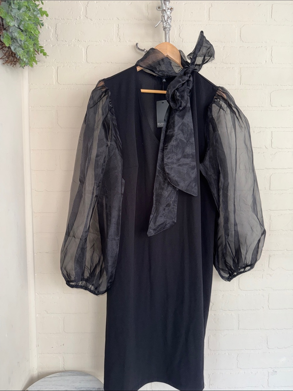 Eloquii chic dress Black Puff Sleeve Bow new 22